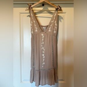 Jessica Simpson Tan Embroidered Midi Dress